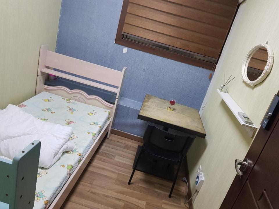 Backpackers' House Hotel Busan Eksteriør billede